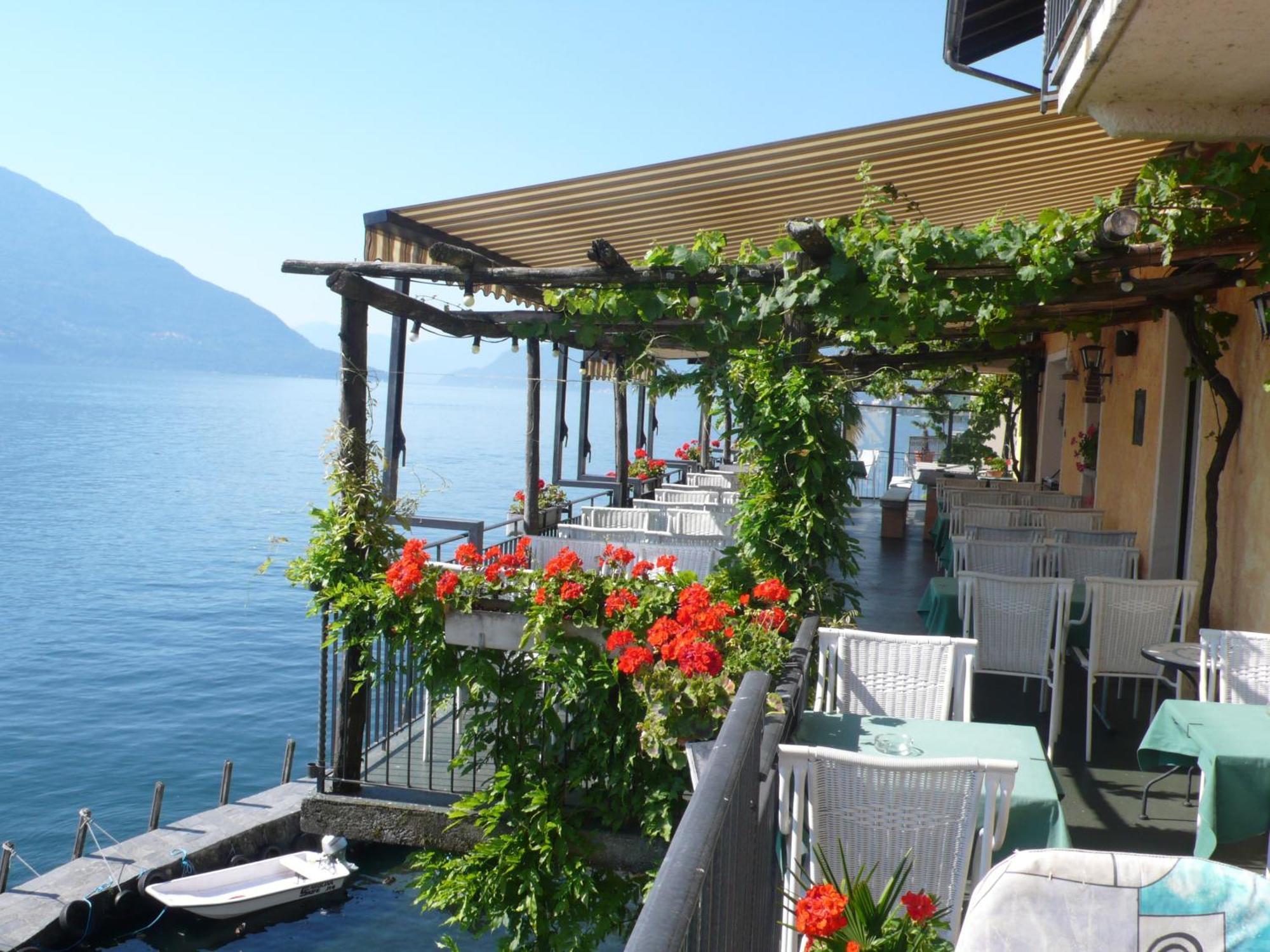 Art Hotel Ristorante Posta Al Lago 隆科索普拉阿斯科纳 外观 照片